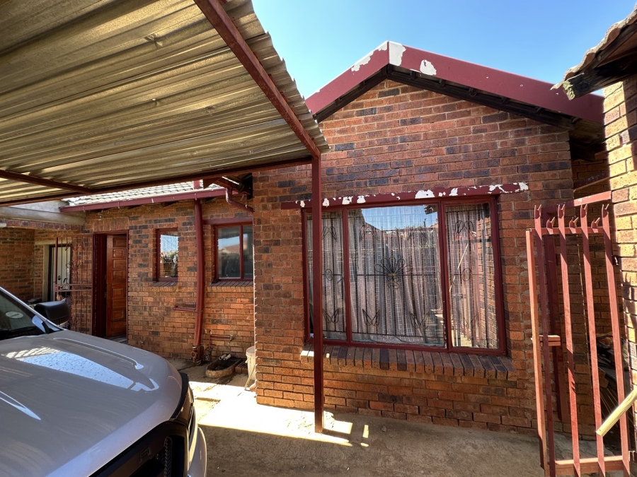 3 Bedroom Property for Sale in Blomanda Free State